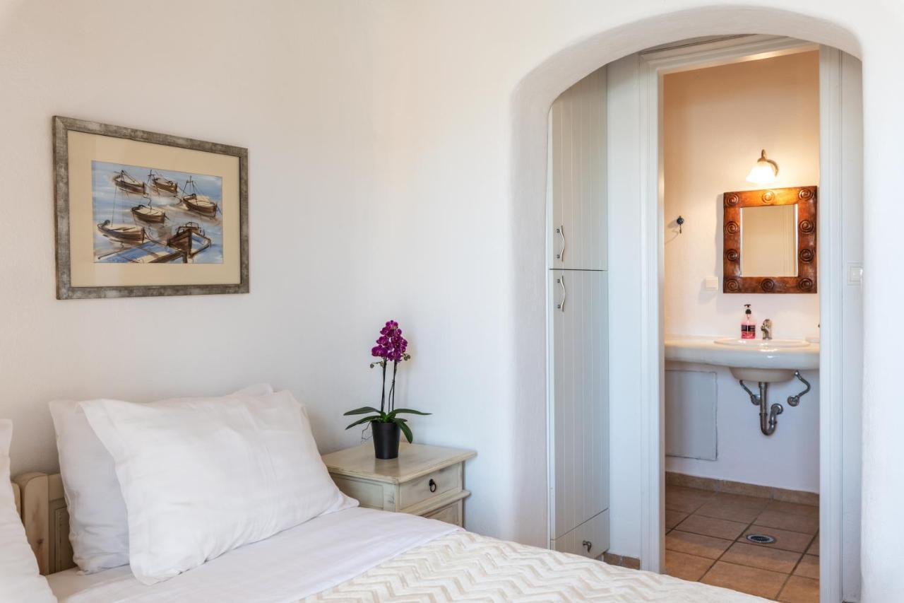 Yalos Mykonos Ornos Pouli Private Apartments W Shared Swimming Pool Mykonos Town Eksteriør billede